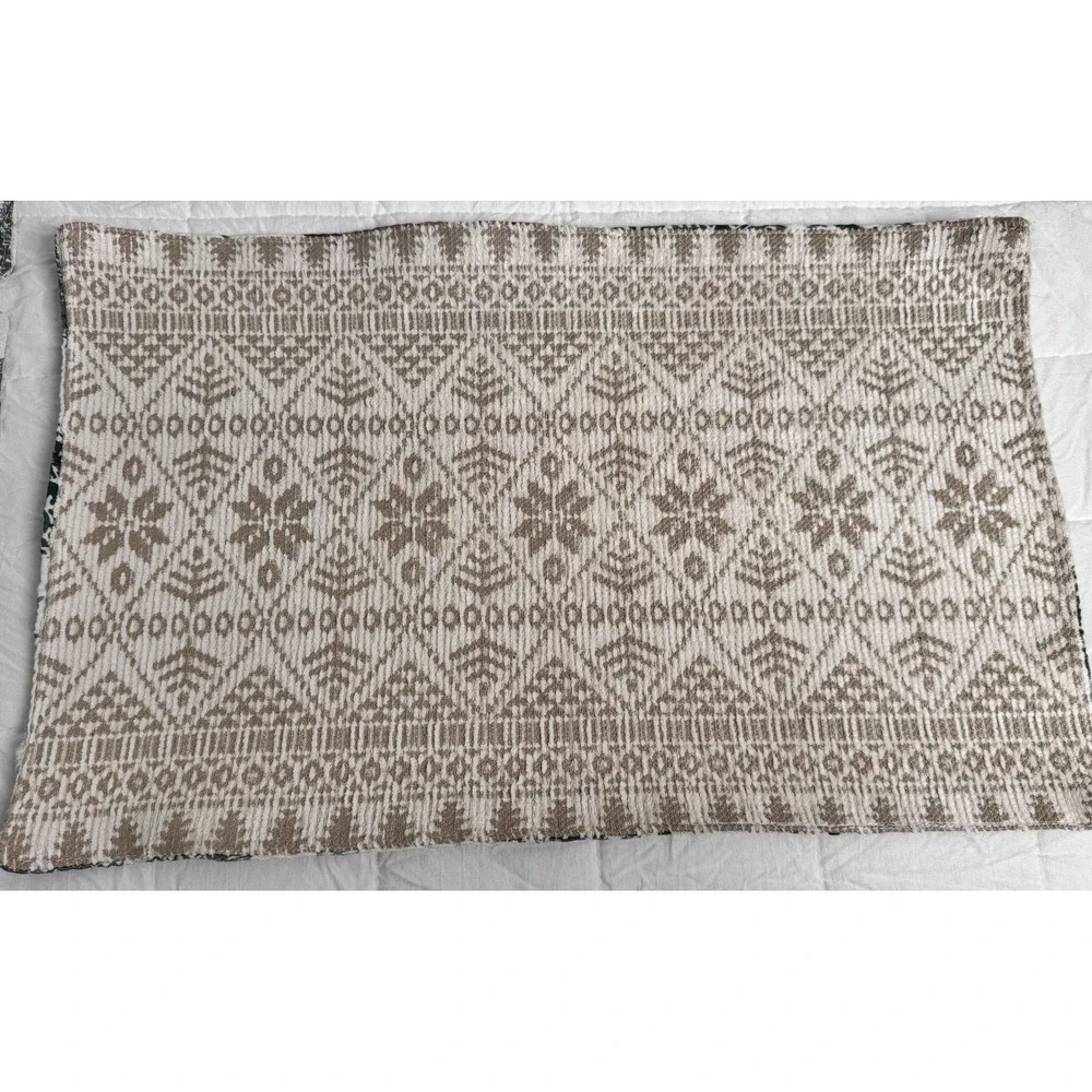 Rare ROBERT‎ STANLEY Winter Snowflake Deer Reversible Kilim Set of 6 Placemats